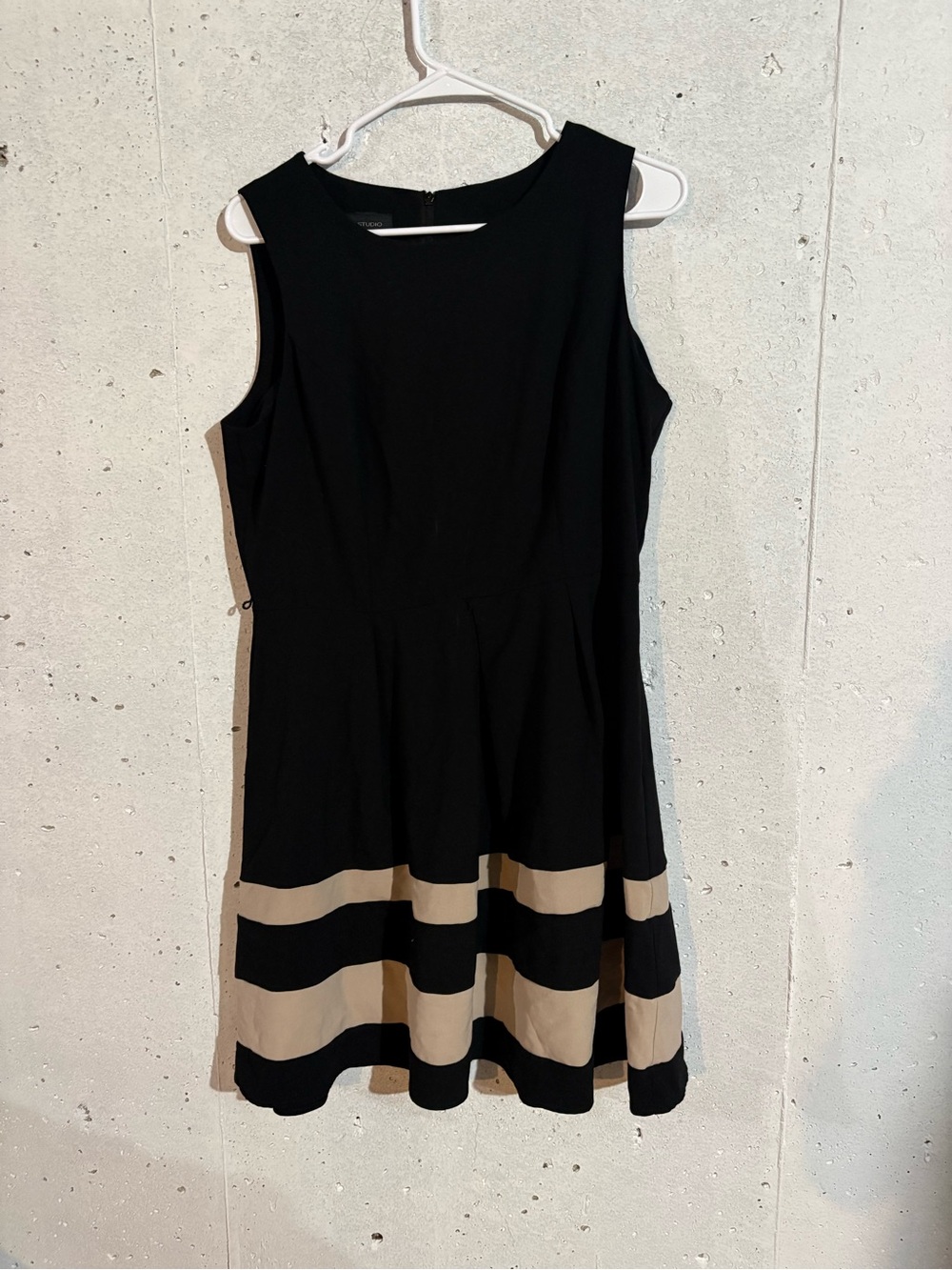 AB Studio Sleeveless Midi Dress | Size: 12